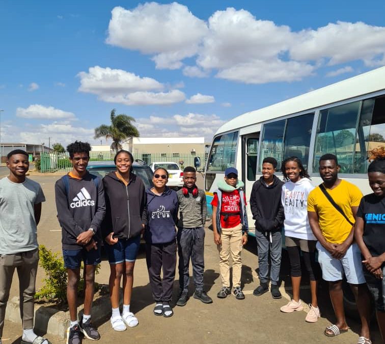 16 SWIMMERS UNDERGO TWO WEEKS SELECTIVE CAMPING