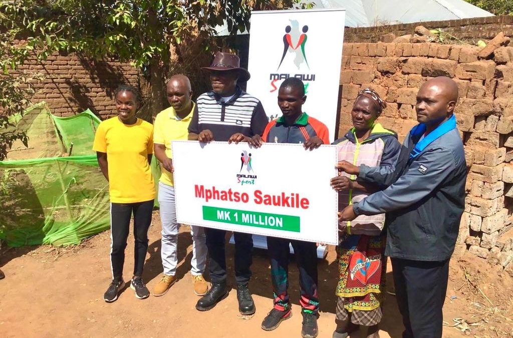 MNCS ASSISTS PARALYMPIC STAR