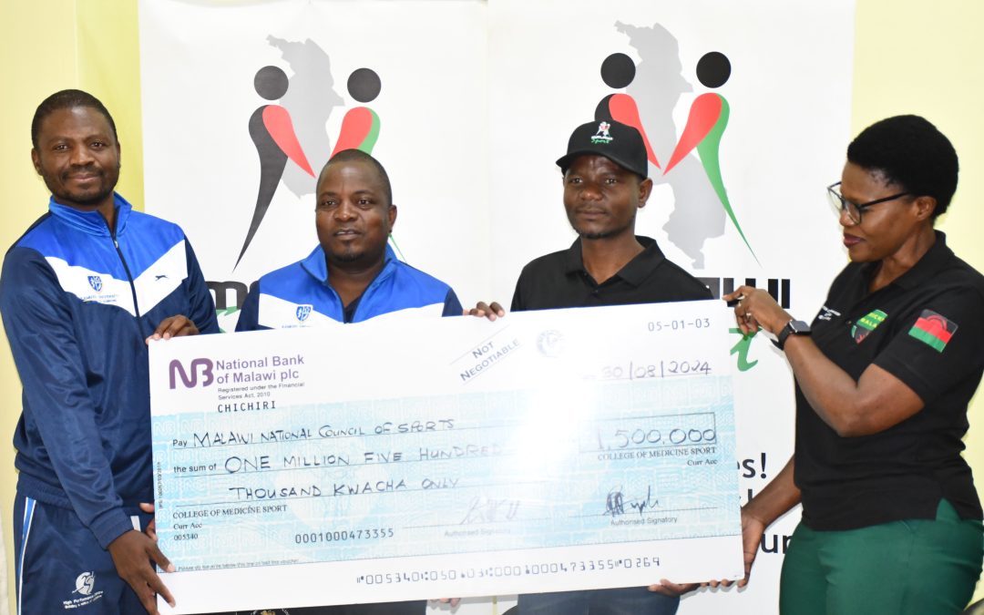 KAMUZU UNIVERSITY OF HEALTH SCIENCES DONATES MK1.5 MILLION TO BLANTYRE 42.195 KM RACE Marathon